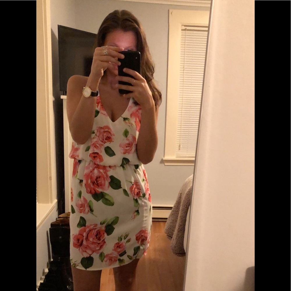 Super flattering Lush brand dress from Lulu’s!